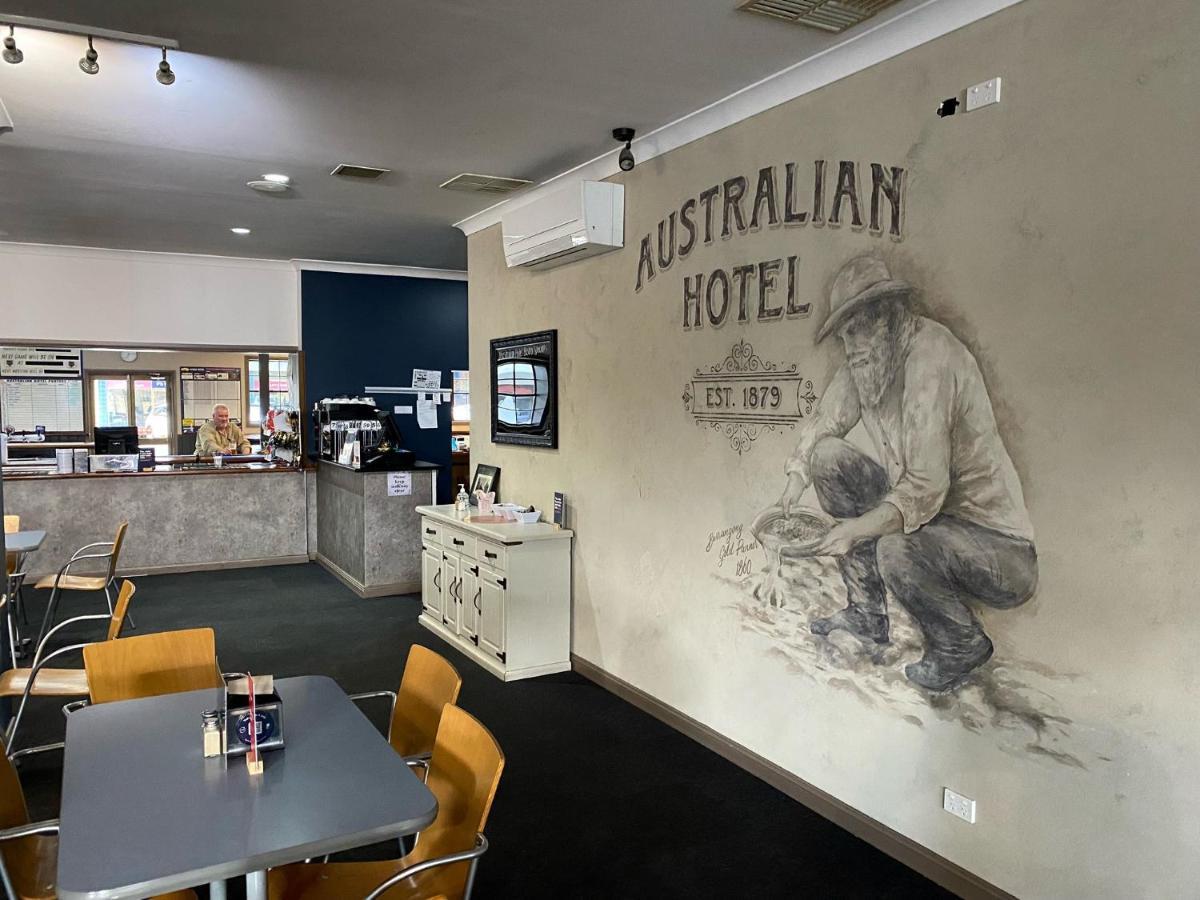 Australian Hotel Young Luaran gambar